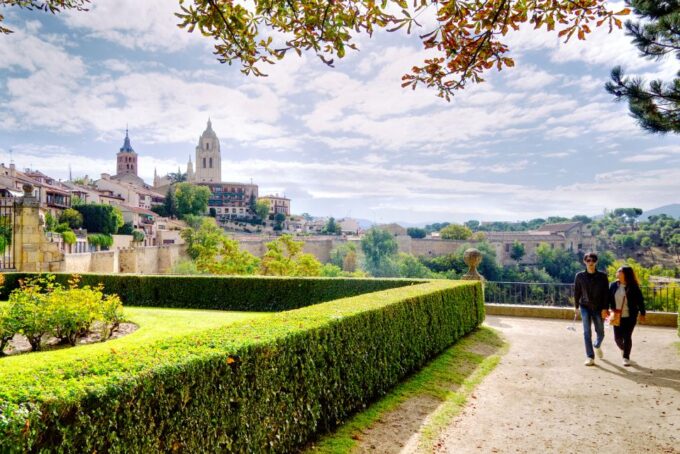 Madrid: Segovia & Avila Day Trip With Optional Entry Tickets - Avilas Old Quarters