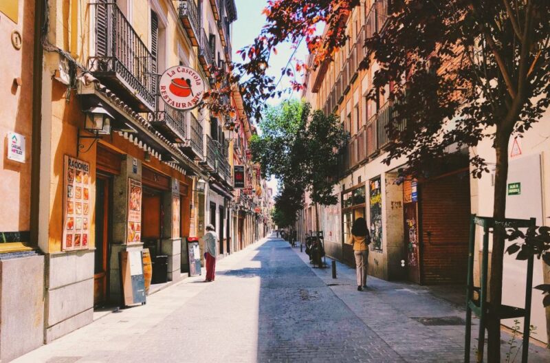 Madrid: Self-Guided Audio Walking Tour & Sightseeing - Key Points