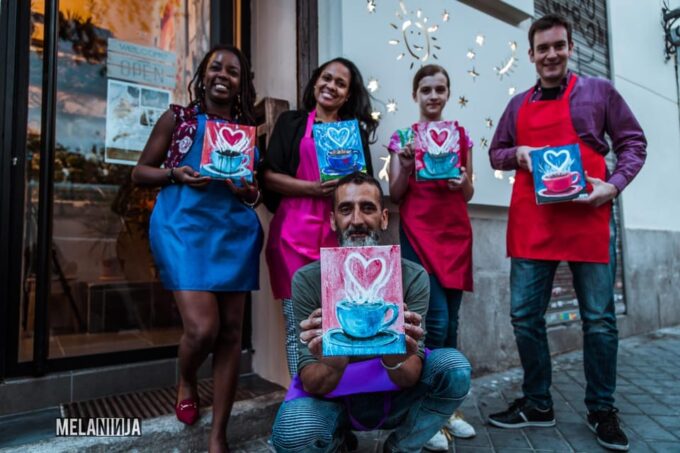 Madrid: Sip&Paint Workshop - FAQ