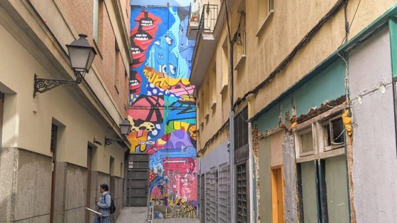 Madrid: Street-Art and Graffiti Self-Guided Tour - Self-Guided Features