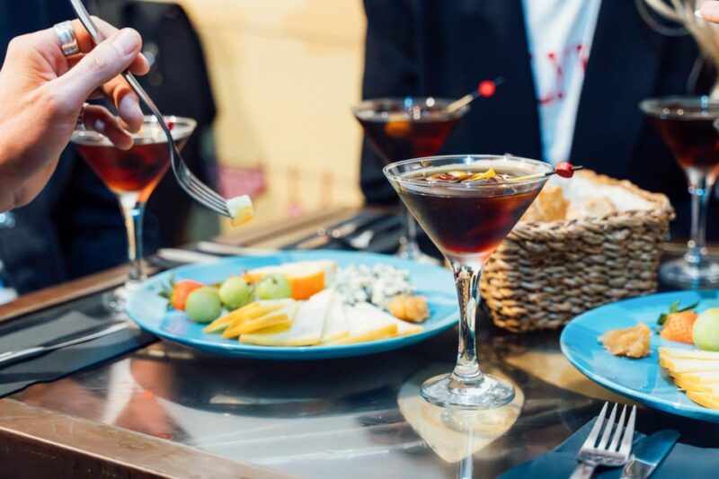 Madrid Tapas and Guided Food Tour With Dinner - Experience and Atmosphere