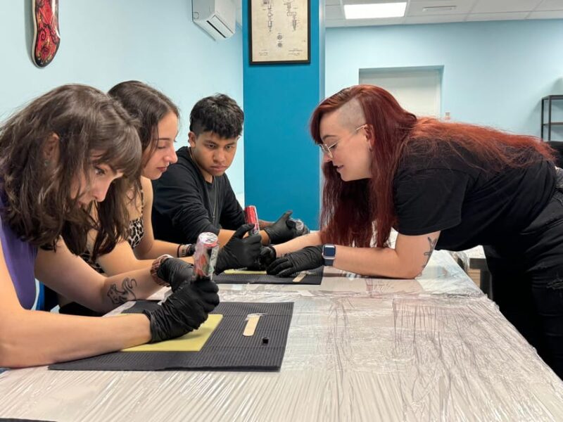 Madrid: Tattoo Workshop - Synthetic Leather Tattooing