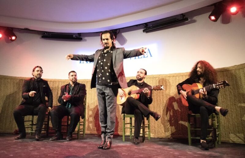 Madrid: The Villa Flamenco Show Tablao - Amenities and Refreshments