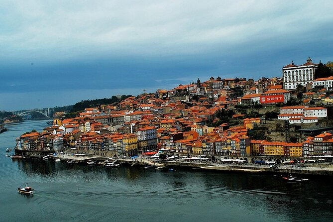 Madrid to Porto Day Trip up to 2 Stops (Avila and Salamanca) - Arriving in Porto