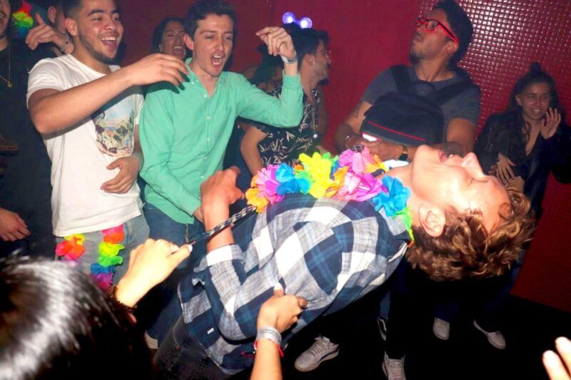 Madrid: Top Pub-Crawl With Drinks and Nightclub Entry - Inclusions and Exclusions