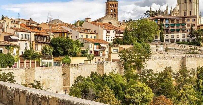 Madrid Trip: Segovia, Toledo, Alcazar Discovery - Segovia Exploration