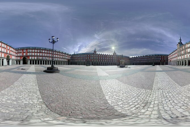 Madrid Virtual Reality Experience With Official Guide - Accessibility and Participation Information