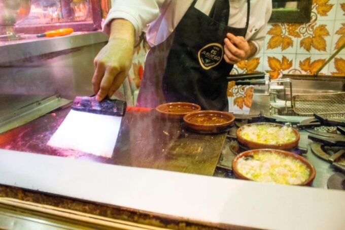 Madrid: Wine and Tapas Walking Tour - Languages and Guide Information