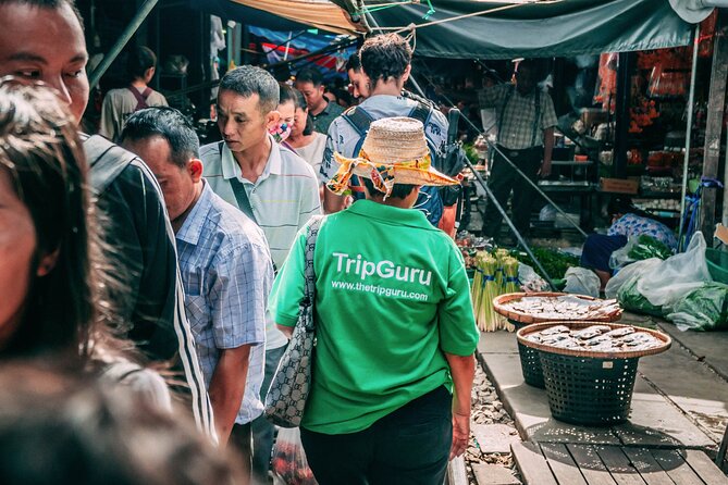 Maeklong Railway & Damnoen Saduak Floating Market Tour – Full Day - Damnoen Saduak Floating Market