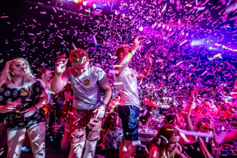 Magaluf: Pirates Reloaded Show Entry Ticket - Music and Atmosphere