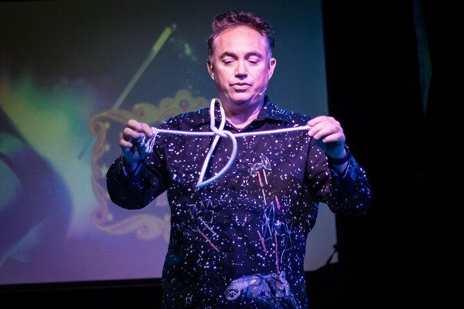 Magic & Comedy Show Starring Michael Bairefoot - Show Inclusions