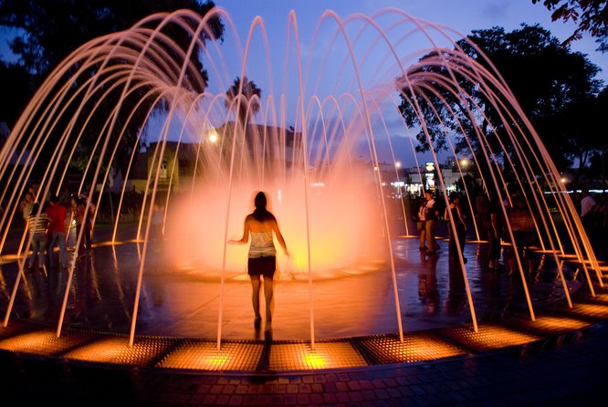 Magic Fountains / Dinner Show - Exploring the Magic Fountains