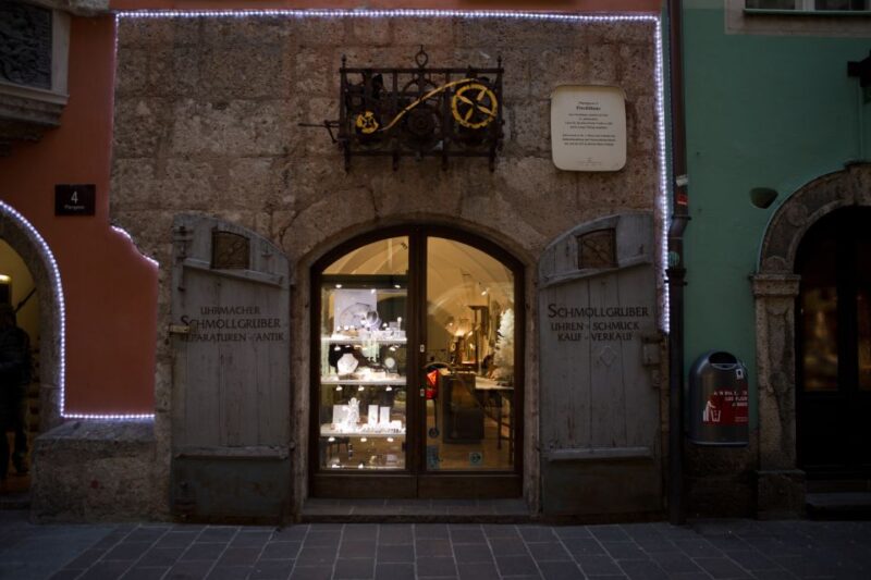 Magical Christmas Stroll Through Innsbruck's Heart - Starting Location and Tour