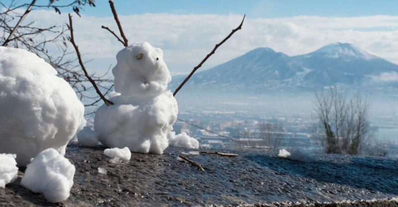 Magical Christmas Tour Around Pompeii - Key Points