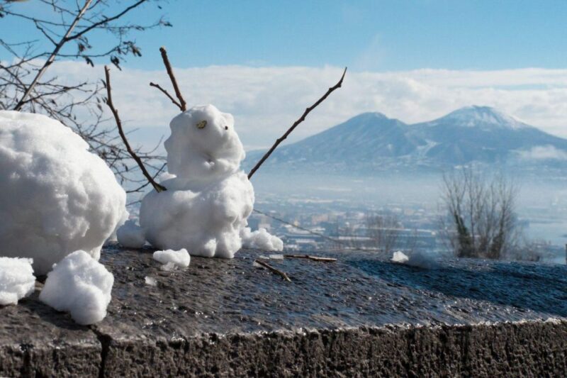 Magical Christmas Tour Around Pompeii - Holiday Spirit in Pompeii
