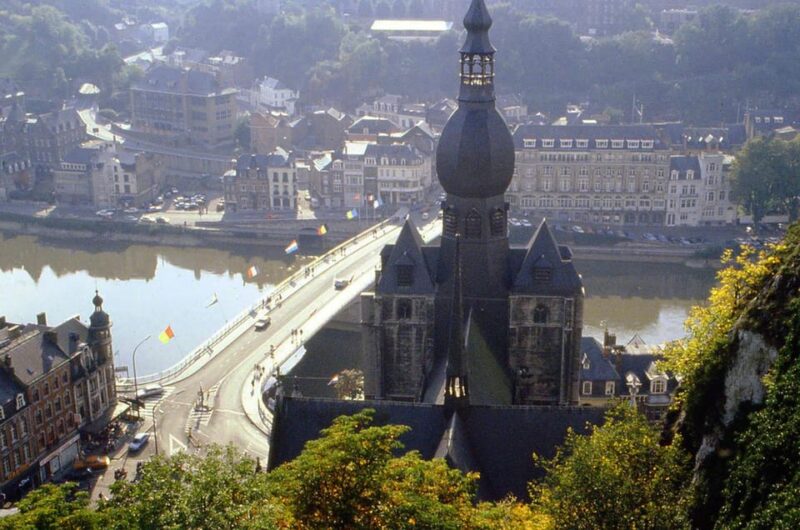 Magical Christmas Walking Tour in Dinant - Experience