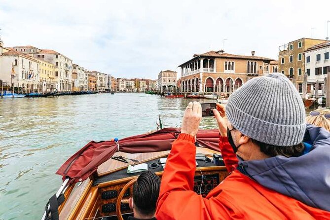 Magical Gondola Journey: Explore Venices Grand Canal in Style! - Questions About Staying Here