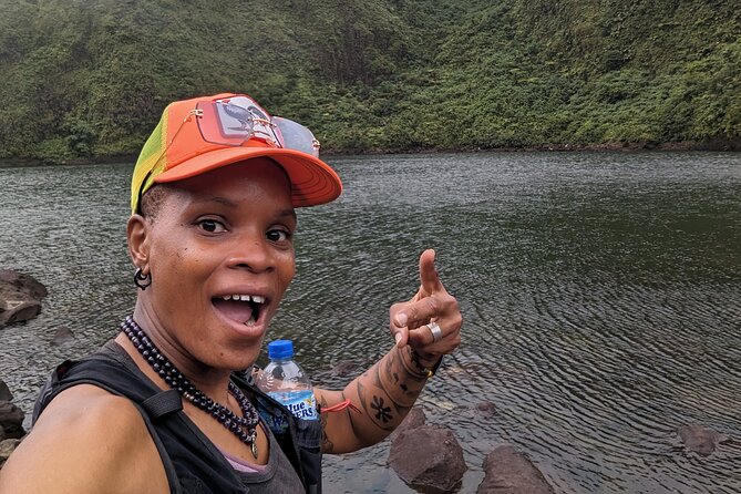 Magical Hike: Fresh Water Lake - Botanical Guided Tour