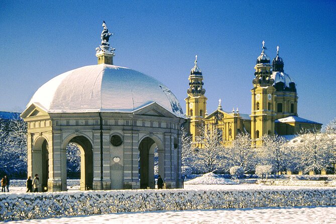 MAGiCAL Munich CHRiSTMAS TIME: Markets, Sights & Winter Joys EXCLUSiVE TOUR - Friendly, Experienced Guide