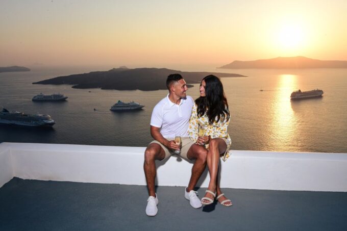 Magical Proposal Photoshoot in Santorini - Delivering Final Edited Photos