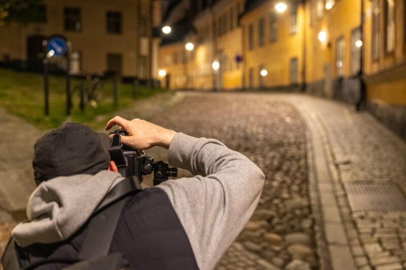 Magical Stockholm by Night Photo Walk - Group Size and Languages