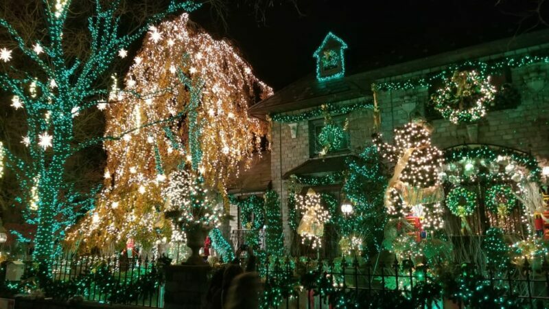 Magnificent Christmas Lights Tour of Dyker Heights Brooklyn - FAQ Section