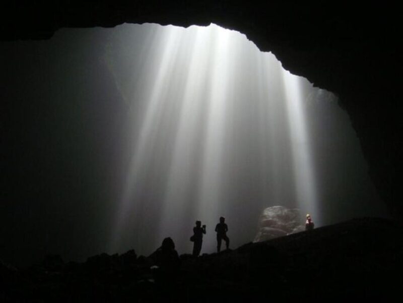 Magnificent Jomblang Cave and Prambanan Sunset 1 Day Tour - Itinerary and Activities