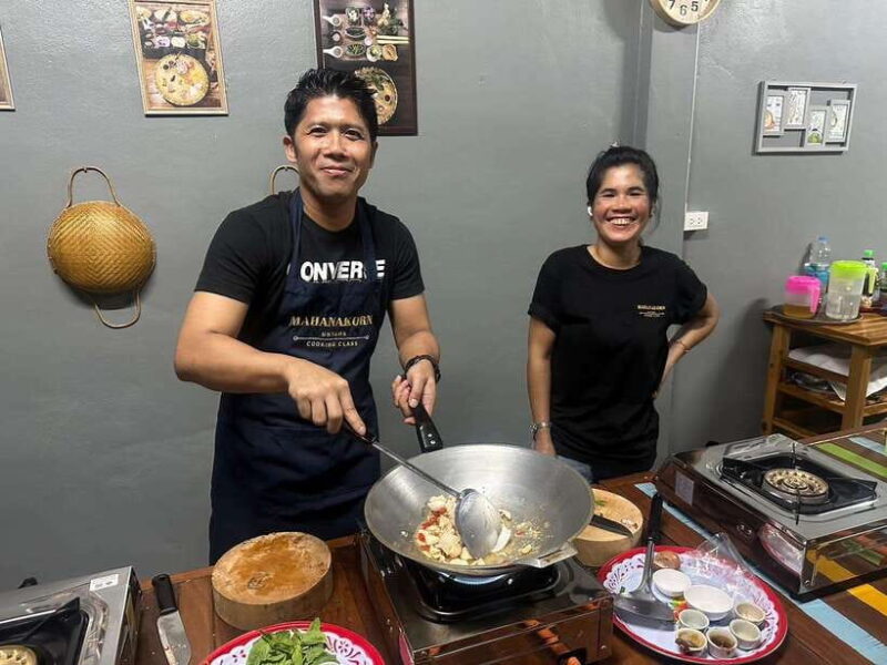 Mahanakorn Thai Cooking With Spices Hands on Cooking Class - Participant Information