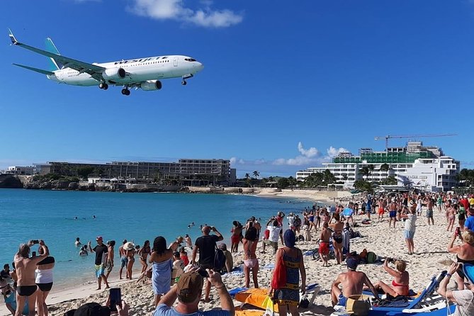 Maho Beach Extreme Jet Blast - Thrilling Plane Spotting Experience