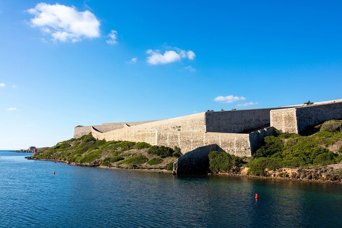 Mahon Harbour, Binibeca and Xoroi Cave Tour in Minorca - Exploring Minorcas Gems