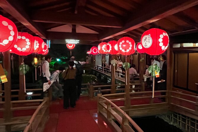 Maiko/Geisha Beer Garden & Local Sake Stand Private Tour in Kyoto - Transportation and Guide