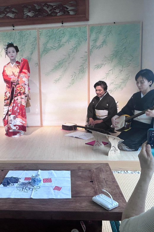 Maiko (Geisha) Performance/ Experience in Fukuoka - Maiko Dance and Ozashiki Experience