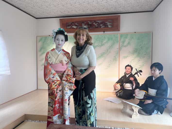Maiko (Geisha) Performance/ Experience in Fukuoka - Dinner With Maiko Performance