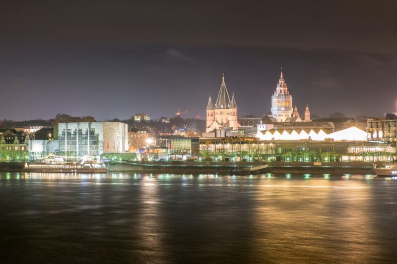 Mainz: 2-Hour Advent Afternoon Boat Cruise on the Rhine - Getting to the Cruise