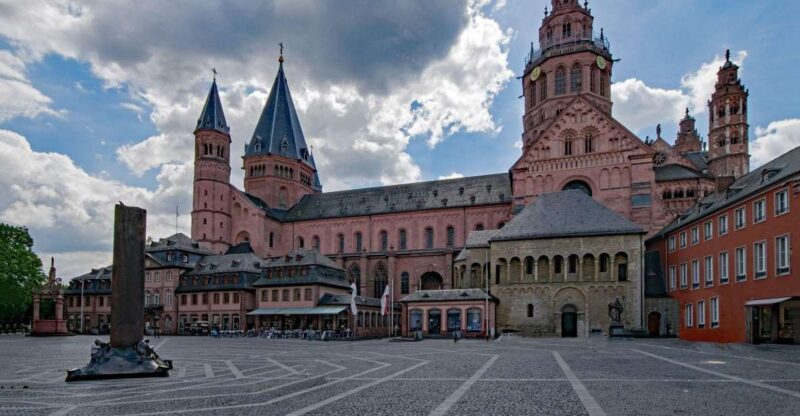 Mainz: Private Christmas Market Tour - Key Points