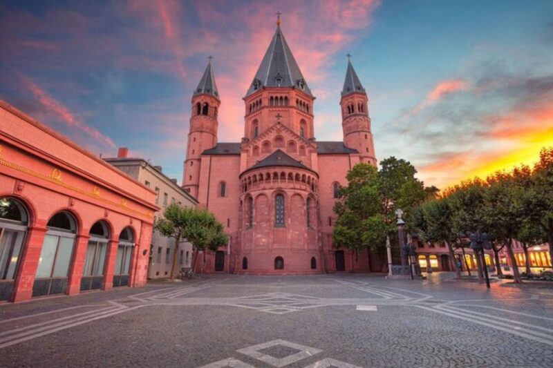 Mainz: Private Custom Tour With a Local Guide - Pickup and Accessibility