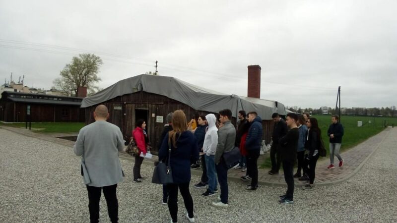 Majdanek Concentration Camp: Guided Private Tour From Warsaw - Tour Features