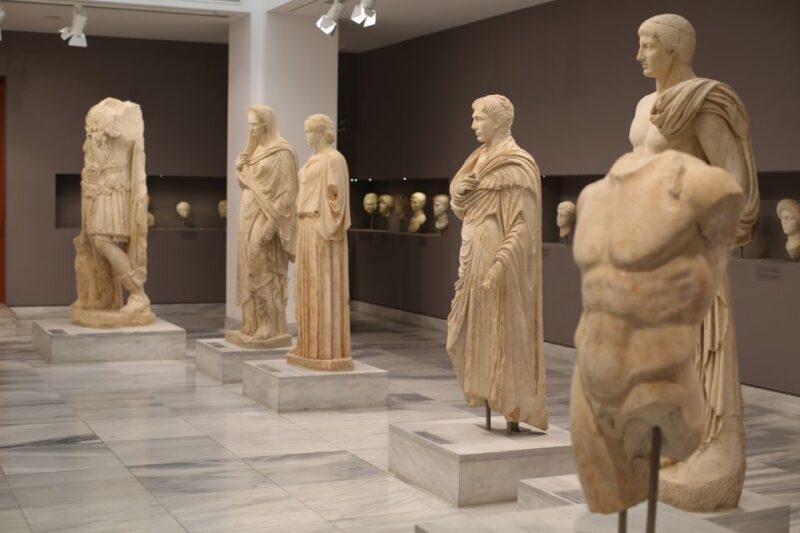 Majestic Historical Walking Tour in Heraklion - Palace of Knossos