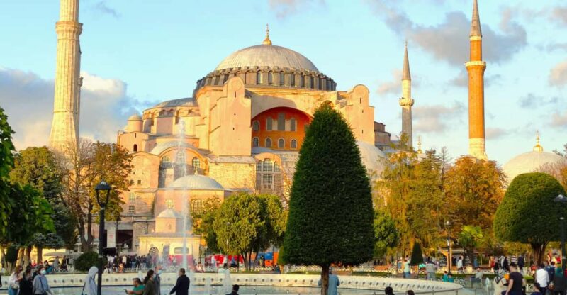 Majestic Istanbul Tour and Bosphorus Sunset Yacht Cruise - Itinerary and Main Sites