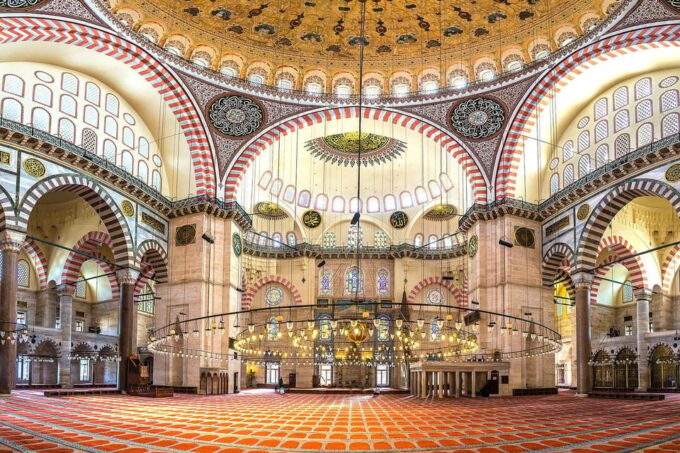 Majestic Istanbul Tour and Bosphorus Sunset Yacht Cruise - Exploring Byzantine Public Life
