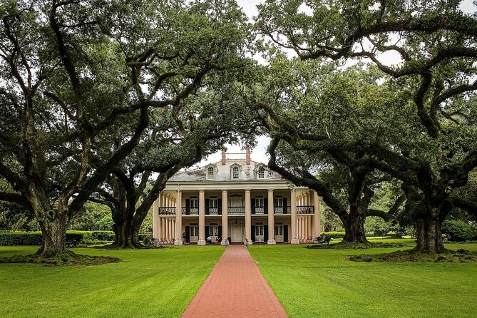 Majestic Oak Alley Plantation Tour - Architectural Highlights