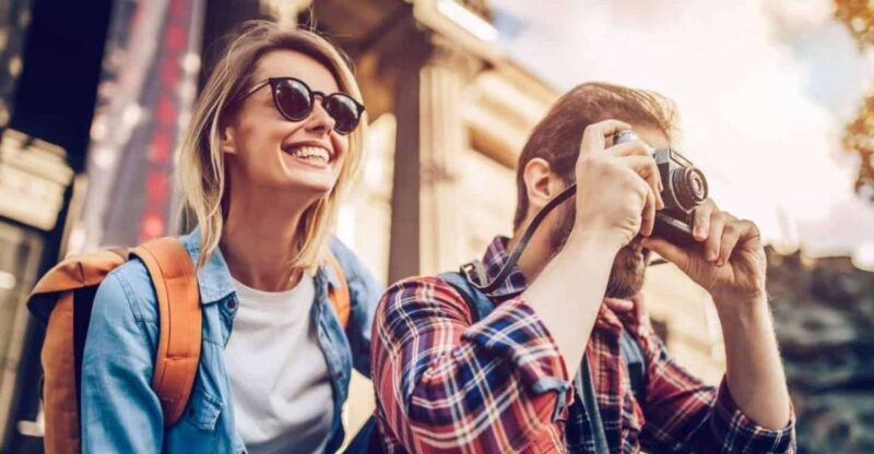 Majestic Oxford – Private Walking Tour for Couples - Couples Wandering Through Picturesque Landscapes