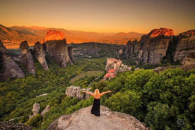 Majestic Sunset on Meteora Rocks Tour - Local Agency - Accessibility
