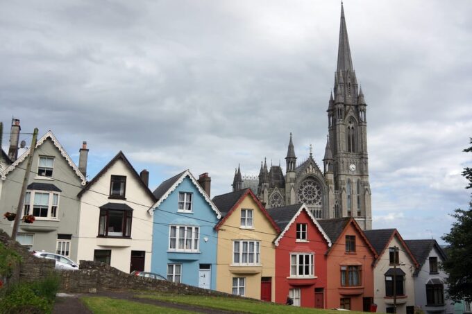 Majestic Walking Christmas Tour in Cork - Visit Duration