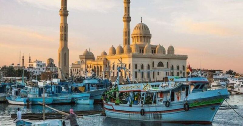 Makadi Bay: Guided City Tour and Parasailing Adventure - Itinerary and Highlights