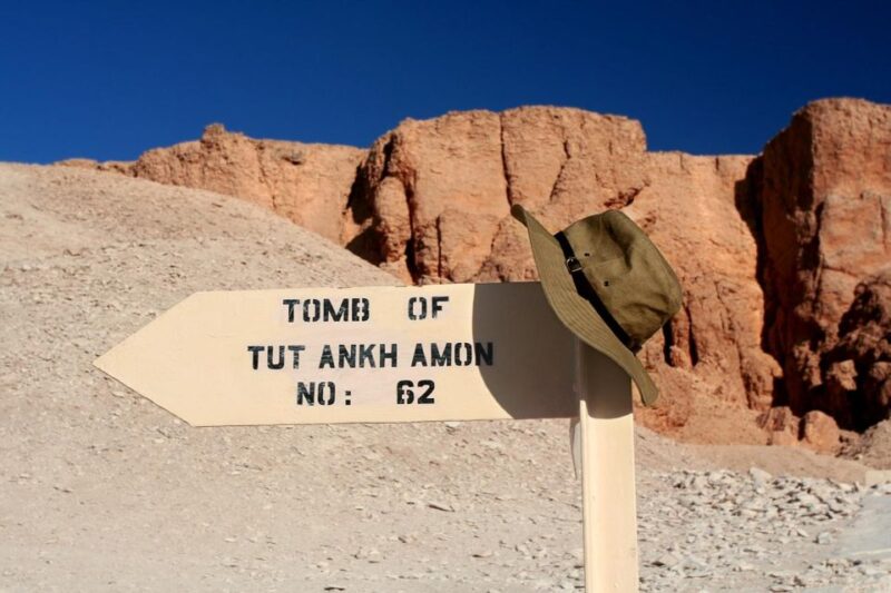 Makadi Bay: Luxor Highlights, King Tut Tomb & Nile Boat Trip - Departure and Transportation