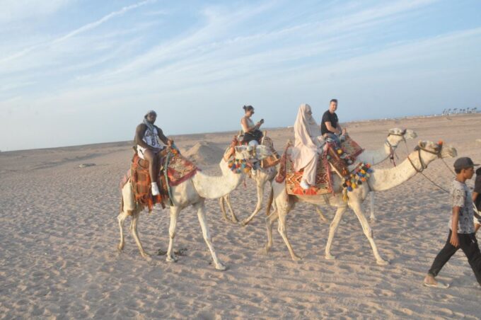 Makadi Bay: Sunrise VIP Quad & Traditional Bedouin Breakfast - Bedouin Culture and Breakfast