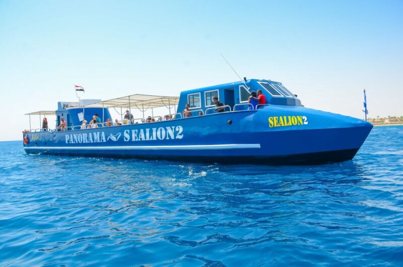 Makadi/Safaga: Private Semi-Submarine - Underwater Exploration