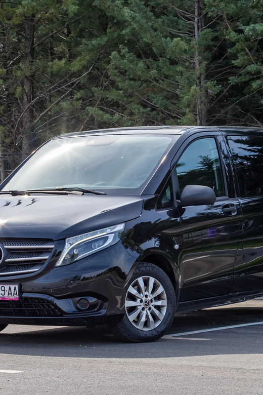 Makarska Riviera: Zadar Airport Premium Transfer Service - Booking Information