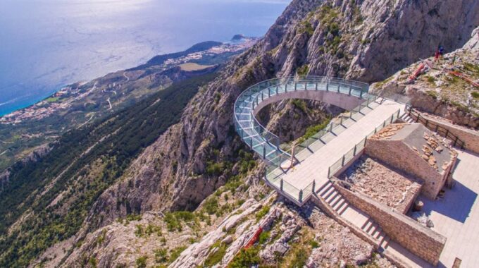 Makarska: Skywalk Biokovo Panorama Tour by a Tuk Tuk - Panoramic Photo Opportunities